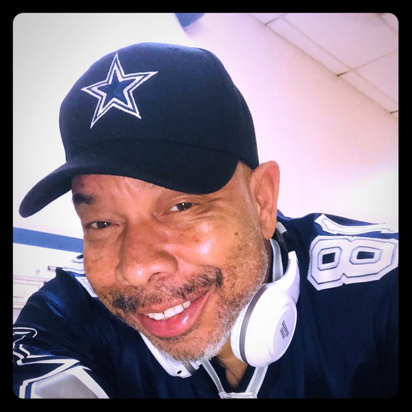 Meet your Posher, Donovant - Picture 1 of 7